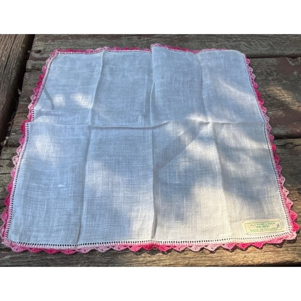 Vintage NWT‎ Irish Linen Handkerchief With Pink Crochet Lace Trim